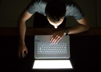 Ketagihan Pornografi Bukan Sekadar Menjejaskan Otak