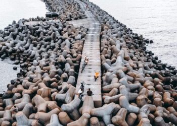 Benteng Pemecah Ombak I: Melestari Komuniti Pesisir Pantai