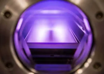 Tinjauan Ringkas Peranan Plasma dalam Penyelidikan dan Industri Semikonduktor